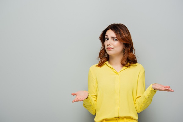 image of a homeowner wondering if she should use automatic or will call propane fuel delivery